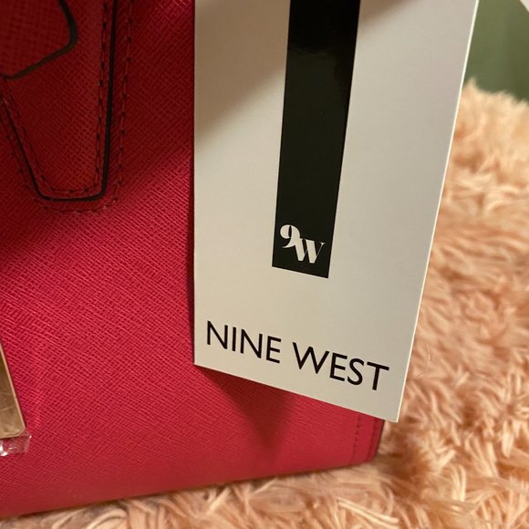[Sold] Nine West Berry 3 Compartment Satchel - Picture 4 of 12